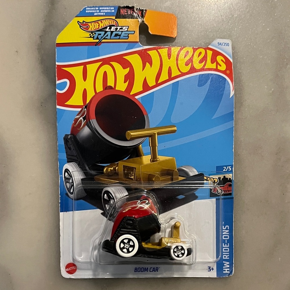 🎈Hot Wheels Gold Red Boom Car🎁Bundle up to 5lbs for $20 Sale 📦
